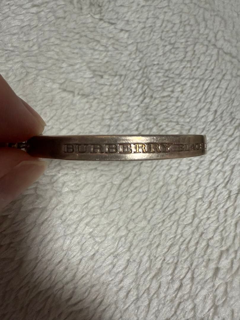 バーバリー　BURBERRY シルバー　ブレスレット　バングル