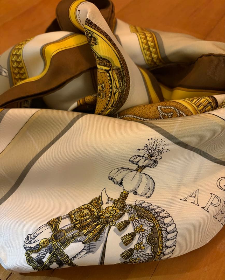 HERMES スカーフ カレ90 グランアパラ盛装の馬