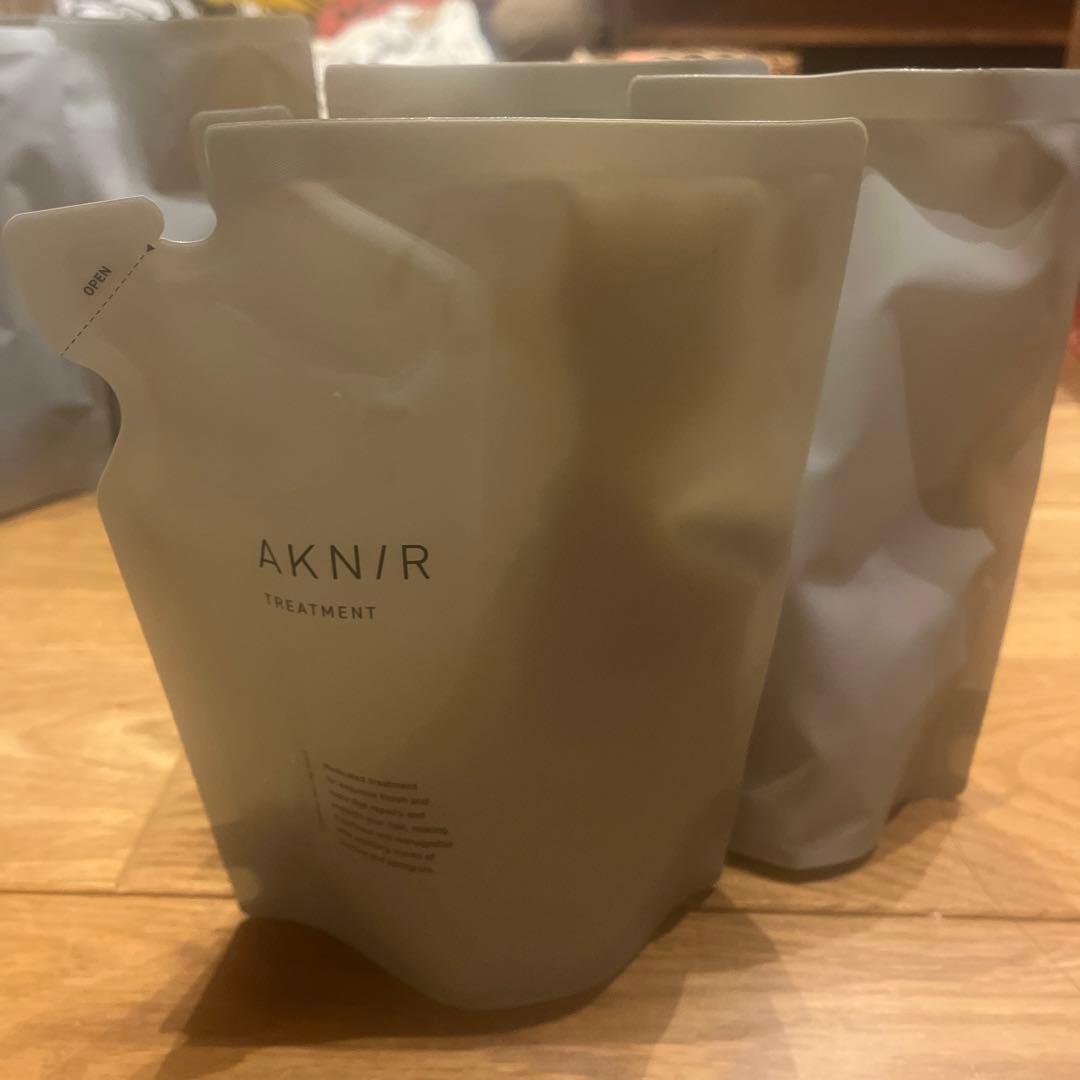 アクニーシャンプー、トリートメントセット