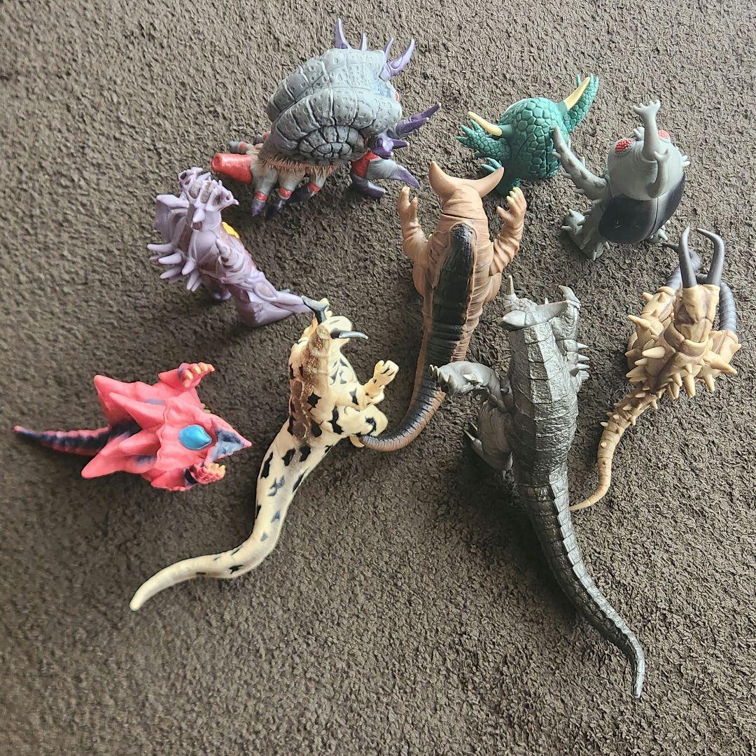 怪獣 セット【ウルトラ怪獣シリーズ】ゴモラ エレキング サタン