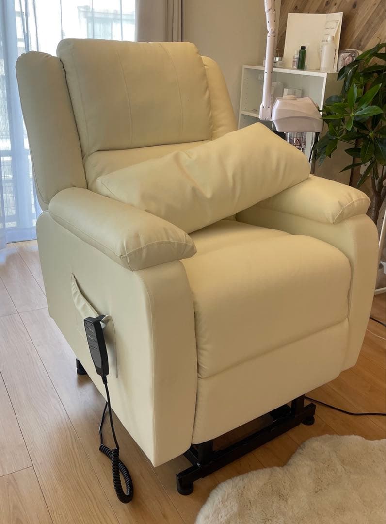 セブンビューティー電動リクライニングチェア 垂直昇降