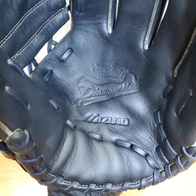 ミズノ MIZUNO 荒木雅博モデル ダイアモンドマスター 内野用 軟式グローブ