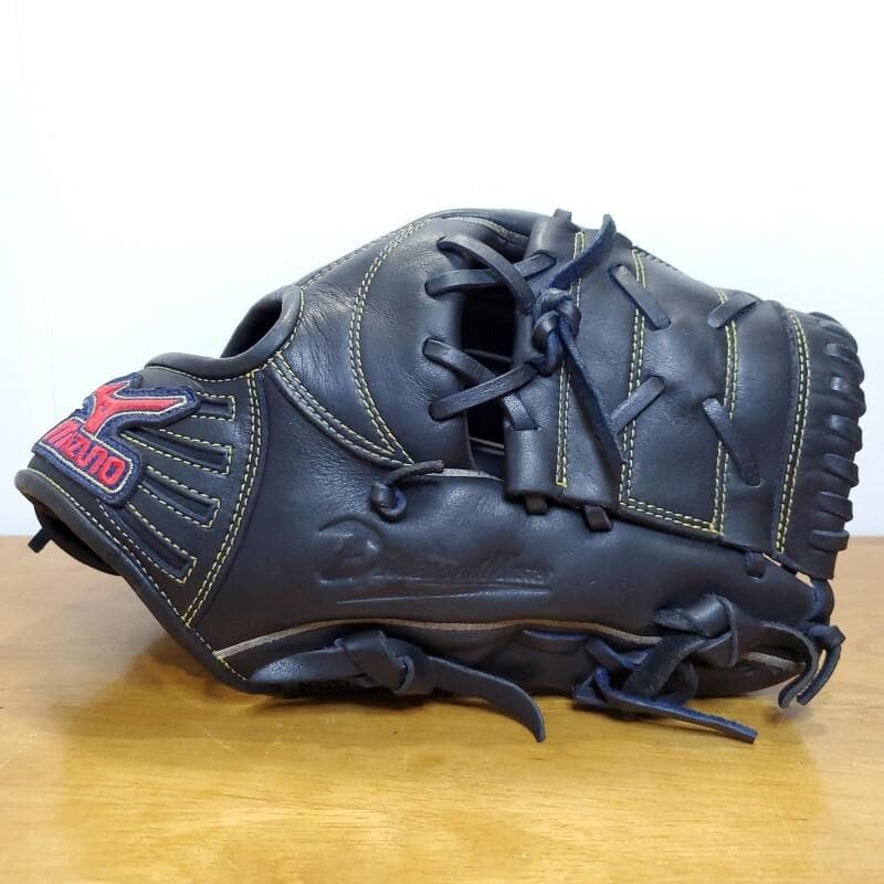 ミズノ MIZUNO 荒木雅博モデル ダイアモンドマスター 内野用 軟式グローブ
