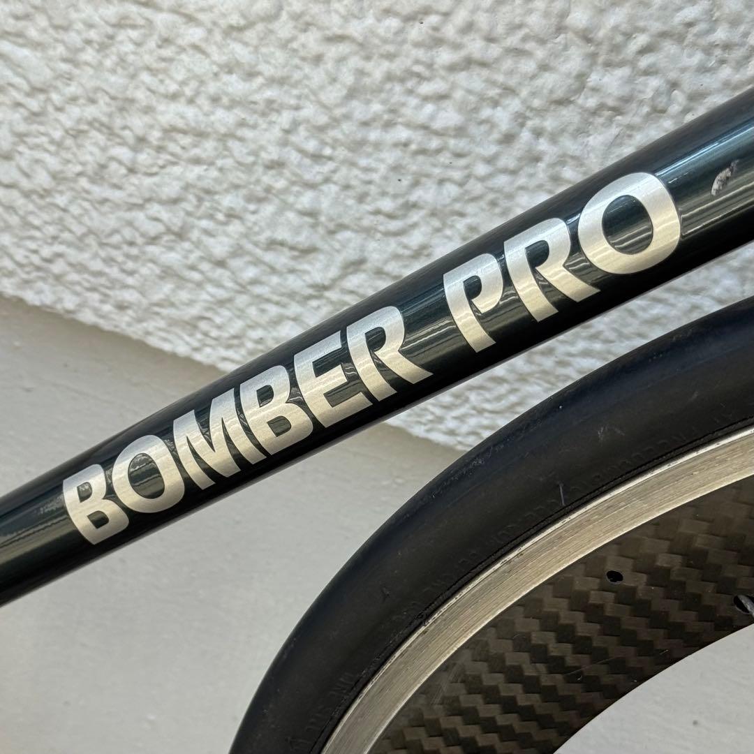 BOMBER PRO フレームセット　ステム、前後ホイール、サドル、シートポスト