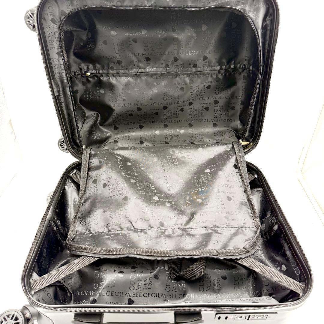 新品タグ付✨ セシルマクビー キルト キャリーケース Sサイズ 35L ブラック