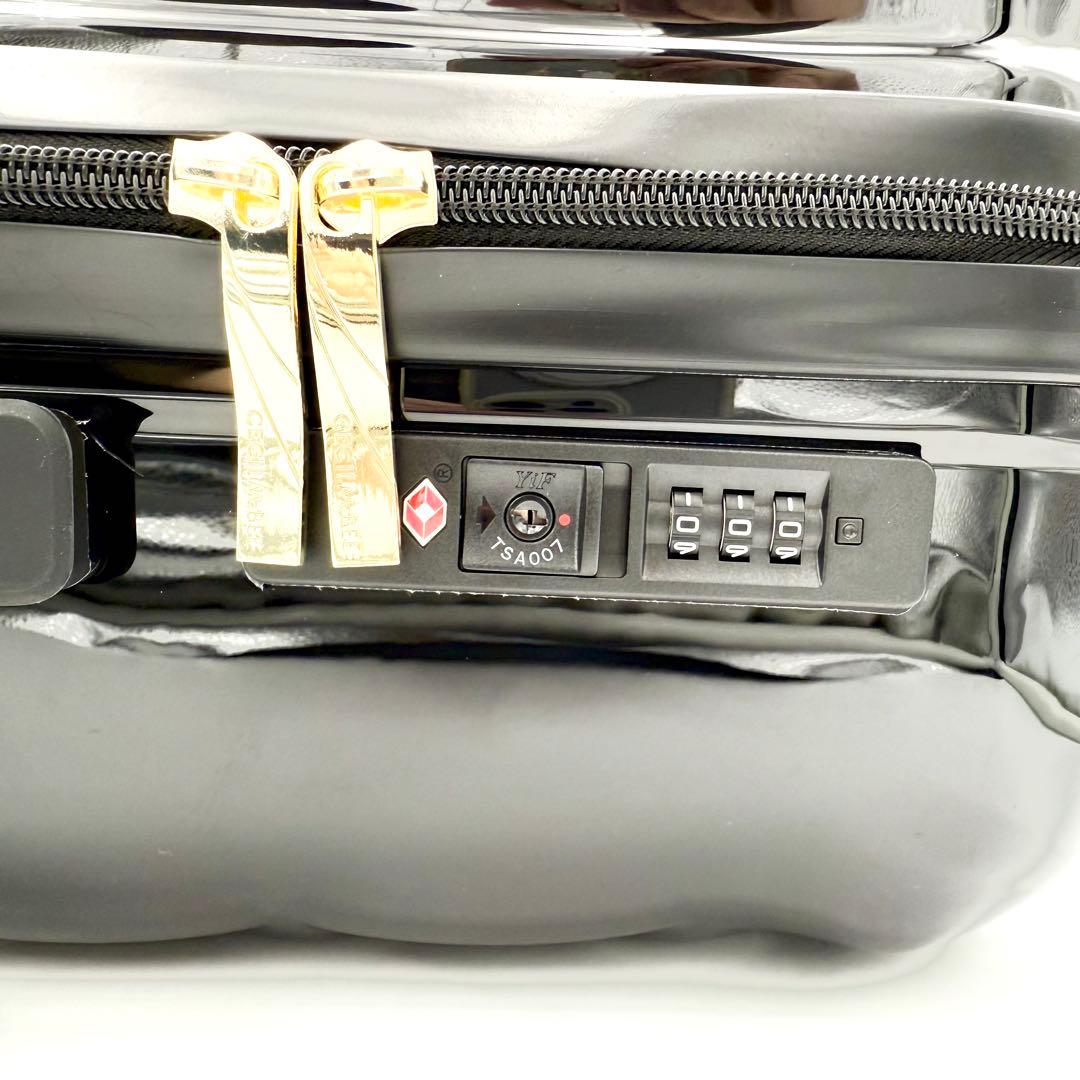 新品タグ付✨ セシルマクビー キルト キャリーケース Sサイズ 35L ブラック