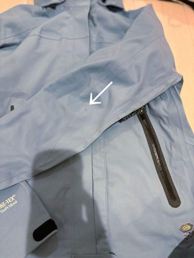 【mountain hardwear】 ゴアテックスジャケット　サイズ8