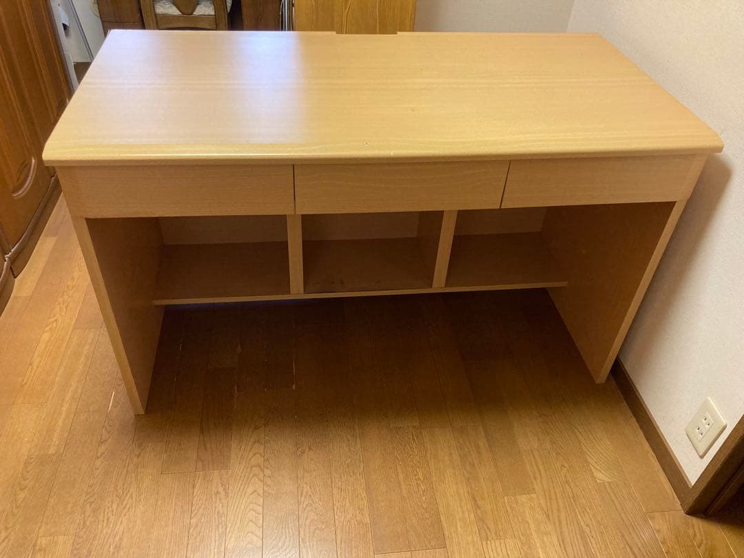 学習机　 事務デスク　収納力あり