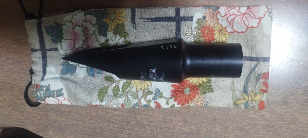 アイゼンバリトンサックスマウスピース