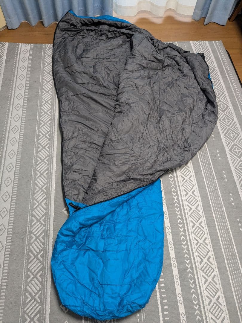 【訳あり未使用】ISUKA（イスカ）　Alpha Light 700X　シュラフ