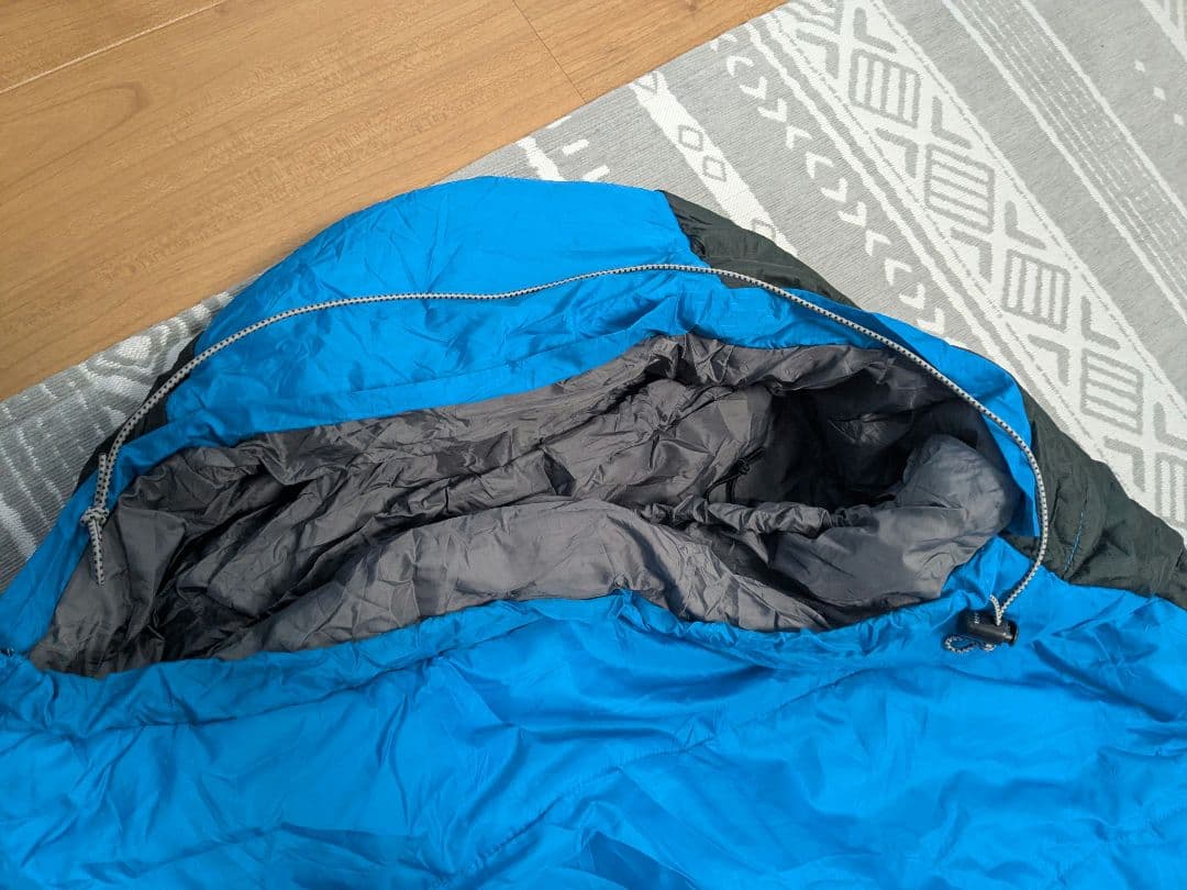 【訳あり未使用】ISUKA（イスカ）　Alpha Light 700X　シュラフ