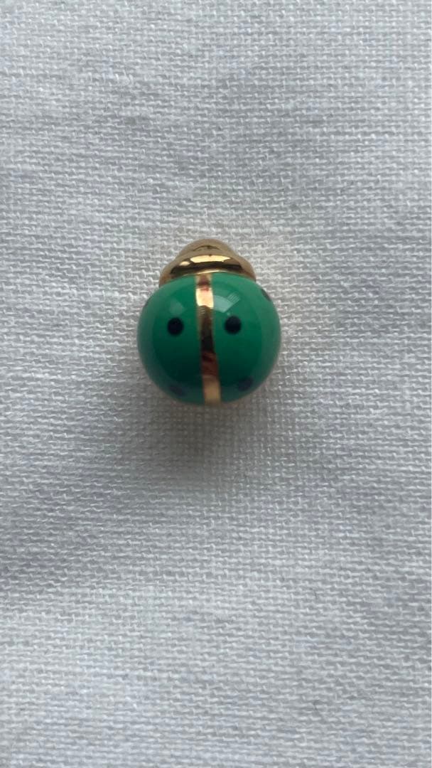 パスクワレブルーニ　K１８・エナメル　ピンブローチ　ネクタイピン　テントウムシ