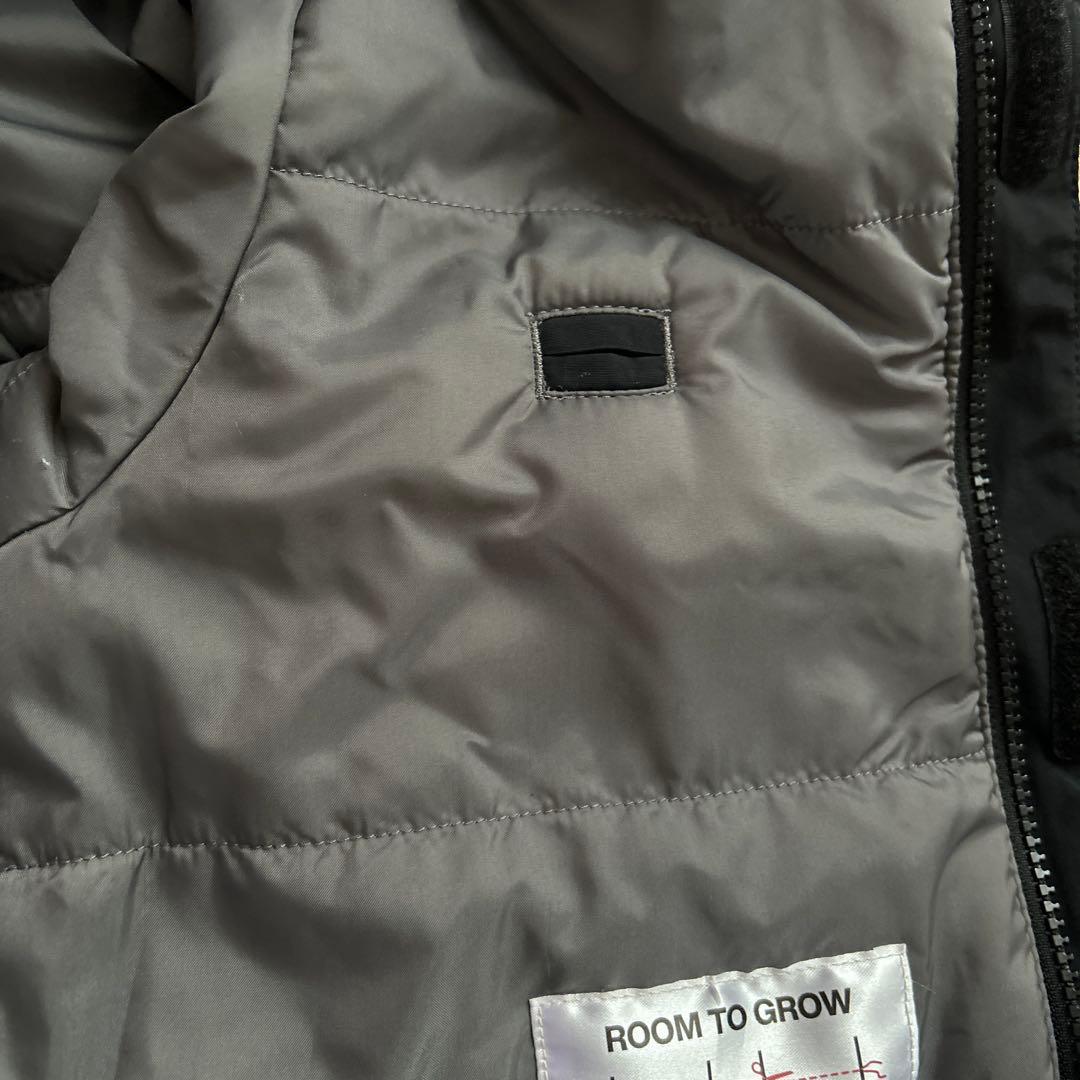 BURTON スノーボードウェア ブラック　s 120 130