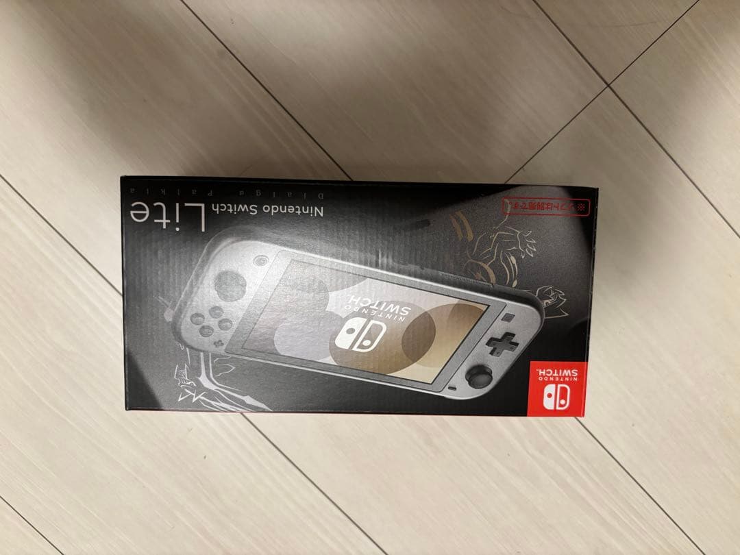 ニンテンドーSwitchライト　ディアルガパルキア