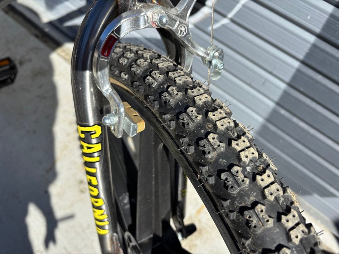 HIDE AND SEEK ×KUWAHARA BMX