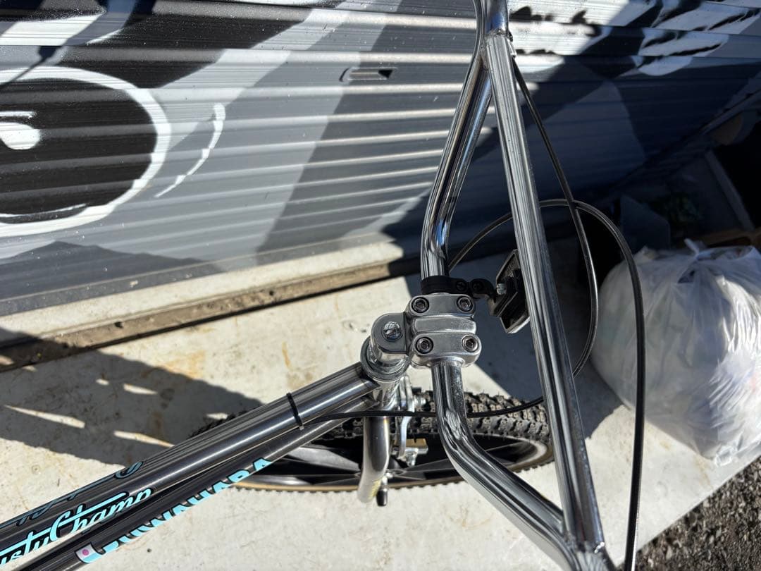 HIDE AND SEEK ×KUWAHARA BMX