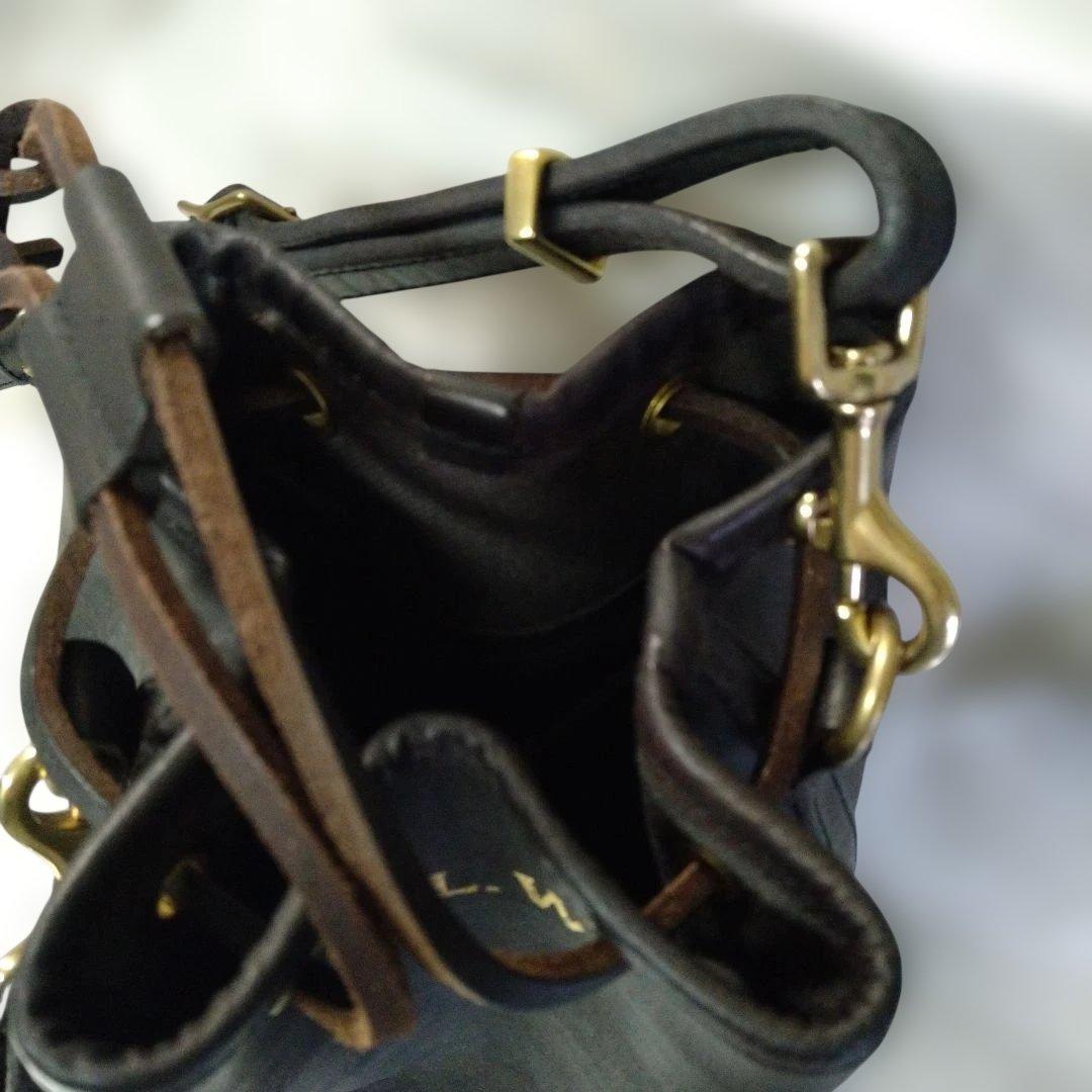 vascoレザーワンダーパースバッグ　スモール（VS-214L)　ブラック