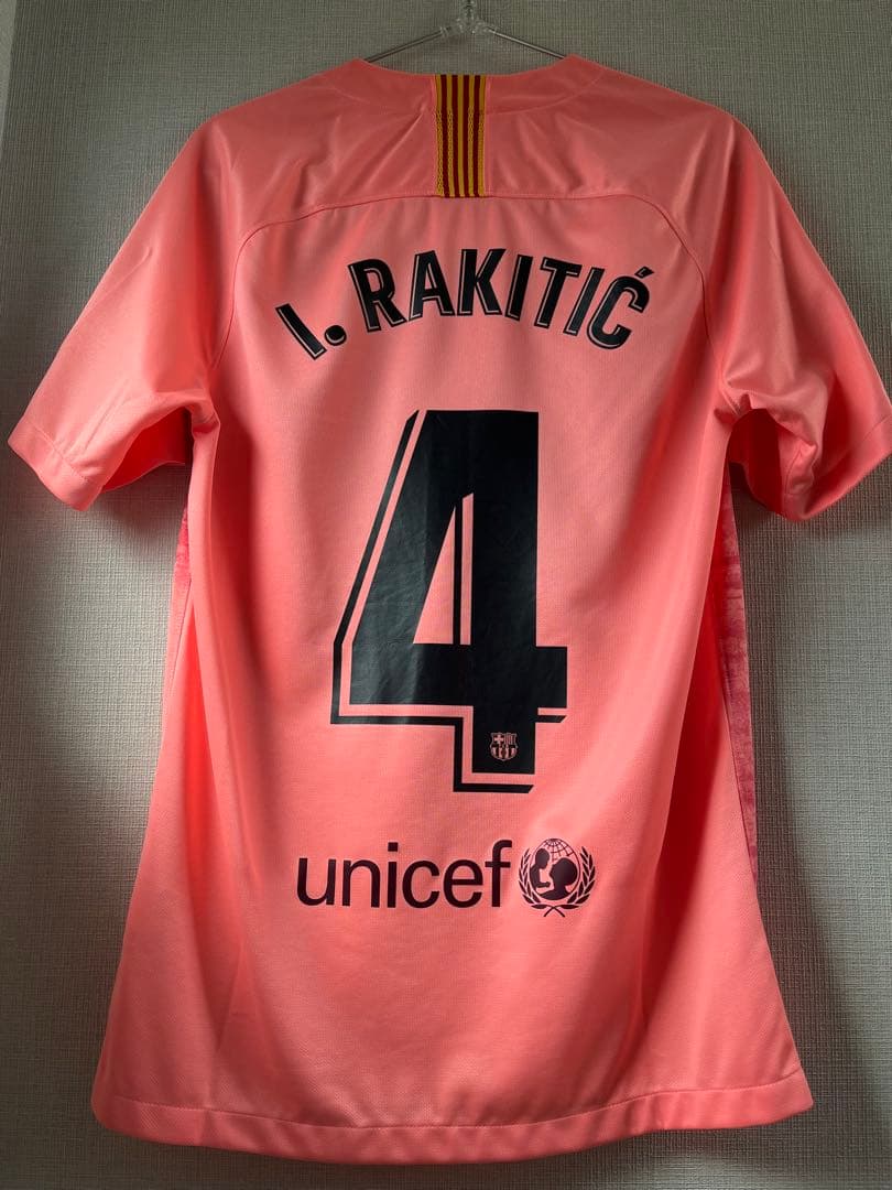 現地購入 正規品バルセロナ ラキティッチ ユニフォーム上下セット