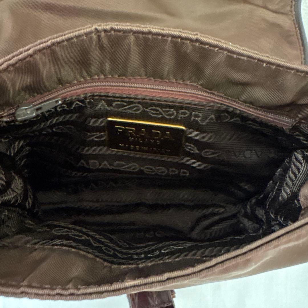 PRADA ボディバッグ・ウエストポーチ ブラウン