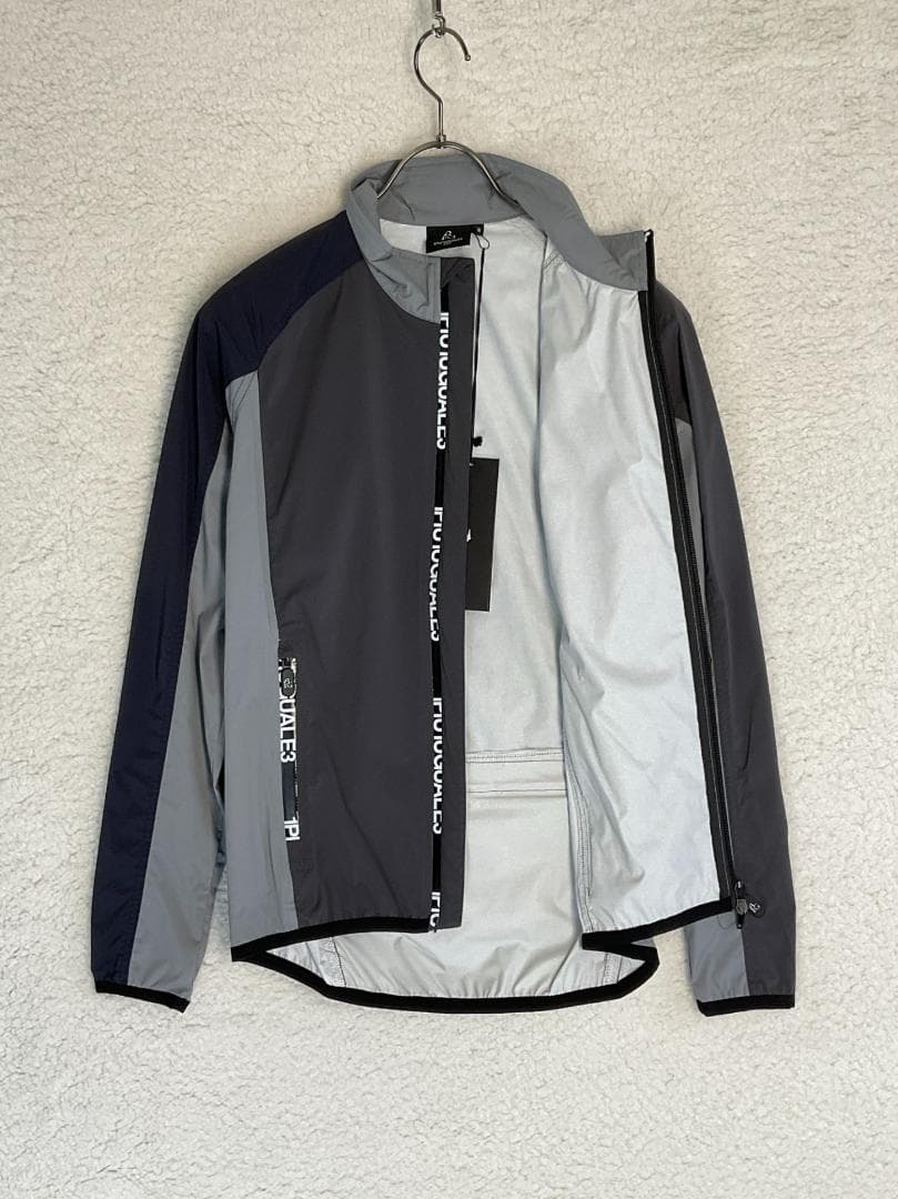 【未使用品】1PIU1UGUALE3 GOLF×戸賀敬城ウィンドブレーカー3