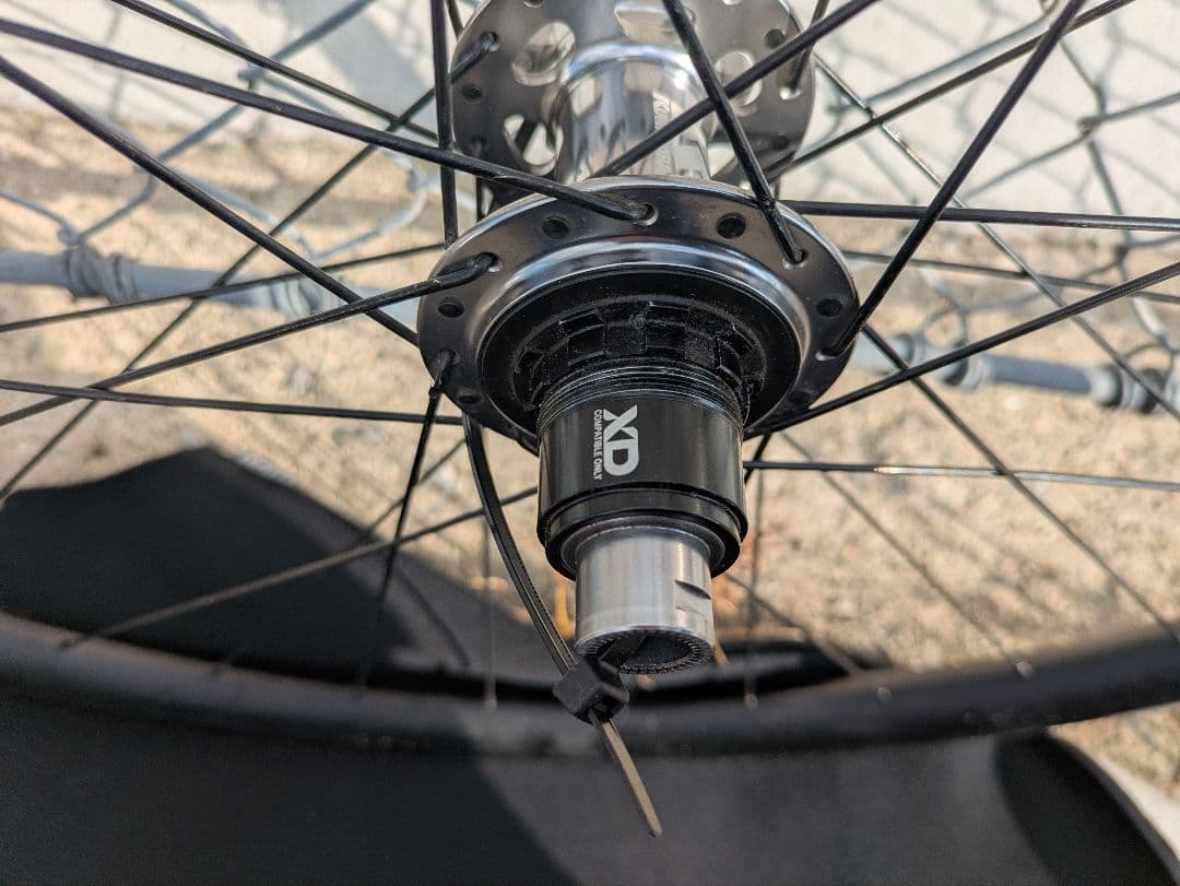 Kuwaharaディアボロ　 Stans　Flow　mk4手組み29erホイール