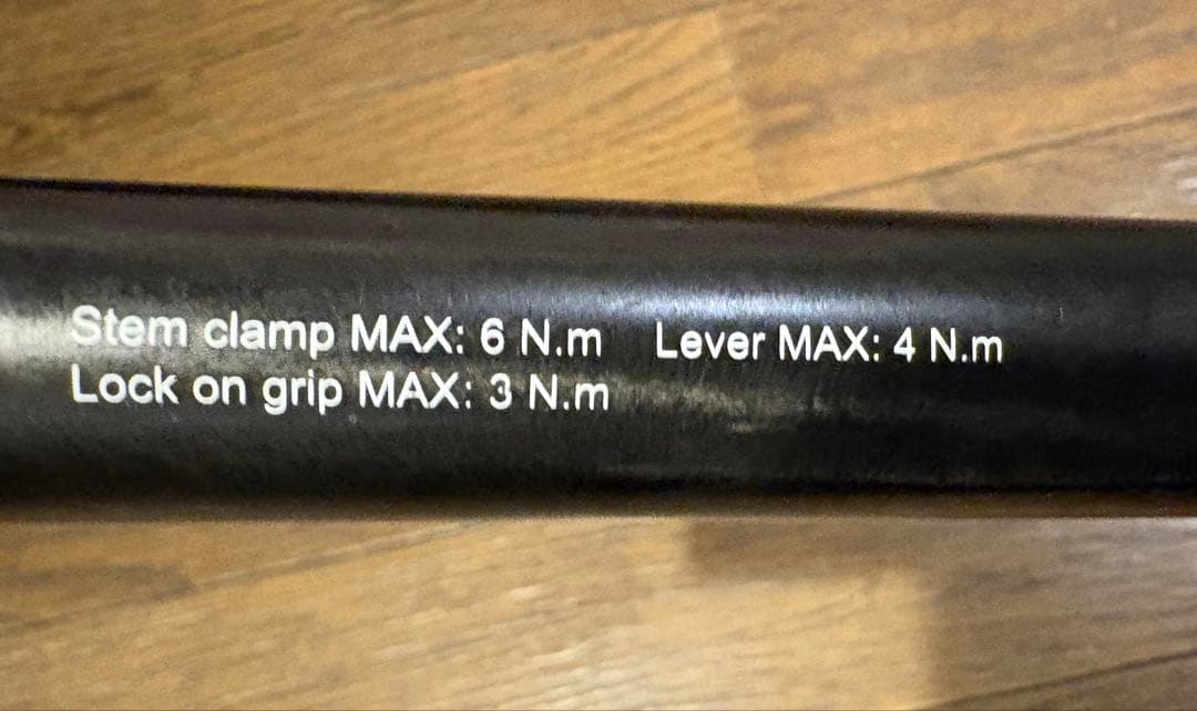 BURGTEC RIDEWIDE CARBON ENDURO ライザーバー