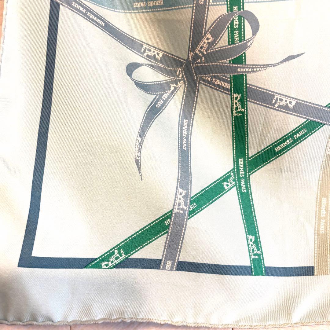 HERMES エルメス スカーフ カレ45 シルク　リボン