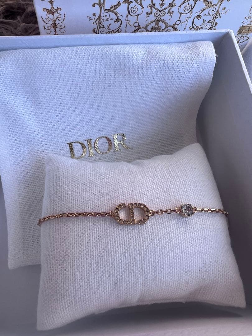 【新品・未使用】箱ありDior Petit CD Braceletゴールド