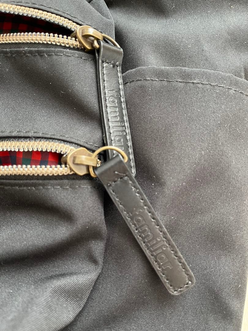 【新品】ファミリア familiar リュック　マザーズバックブラックポーチ付き