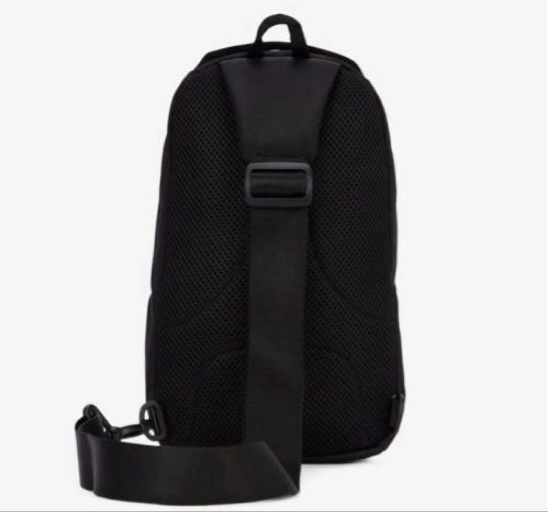 まこnorth face スポーツワンウェイ　ボディバッグ