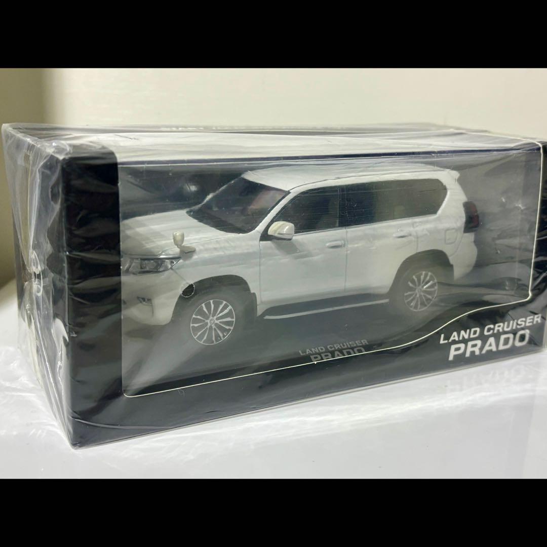 ランドクルーザー プラド 1/30 トヨタカラーサンプル 〈070〉 - メルカリ