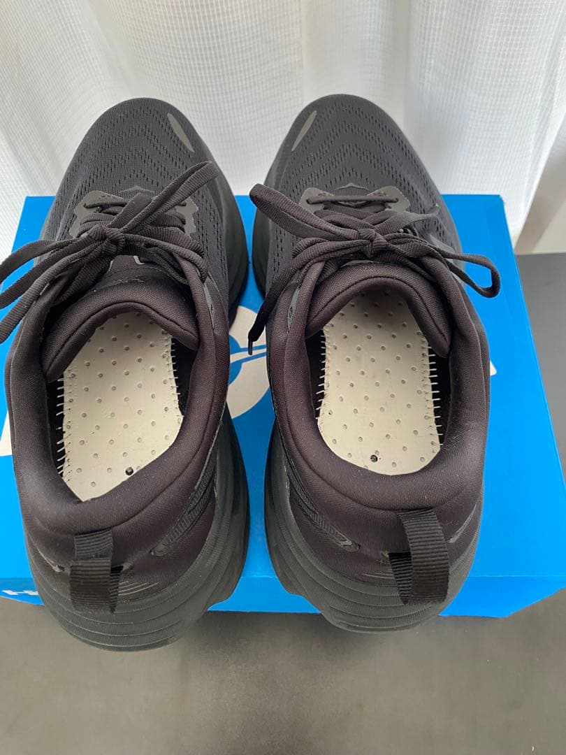 HOKA M BONDI 8 X-WIDE 27.5 4E ブラック