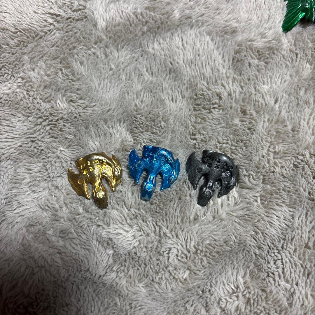 年末限定売り出し！ ポケモン メタルコレクション 3色セット