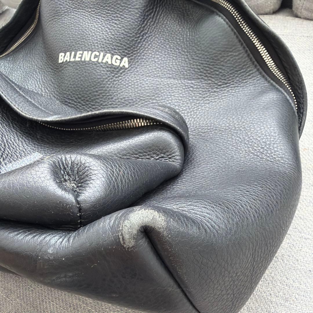 BALENCIAGA 黒 リュック　レディース