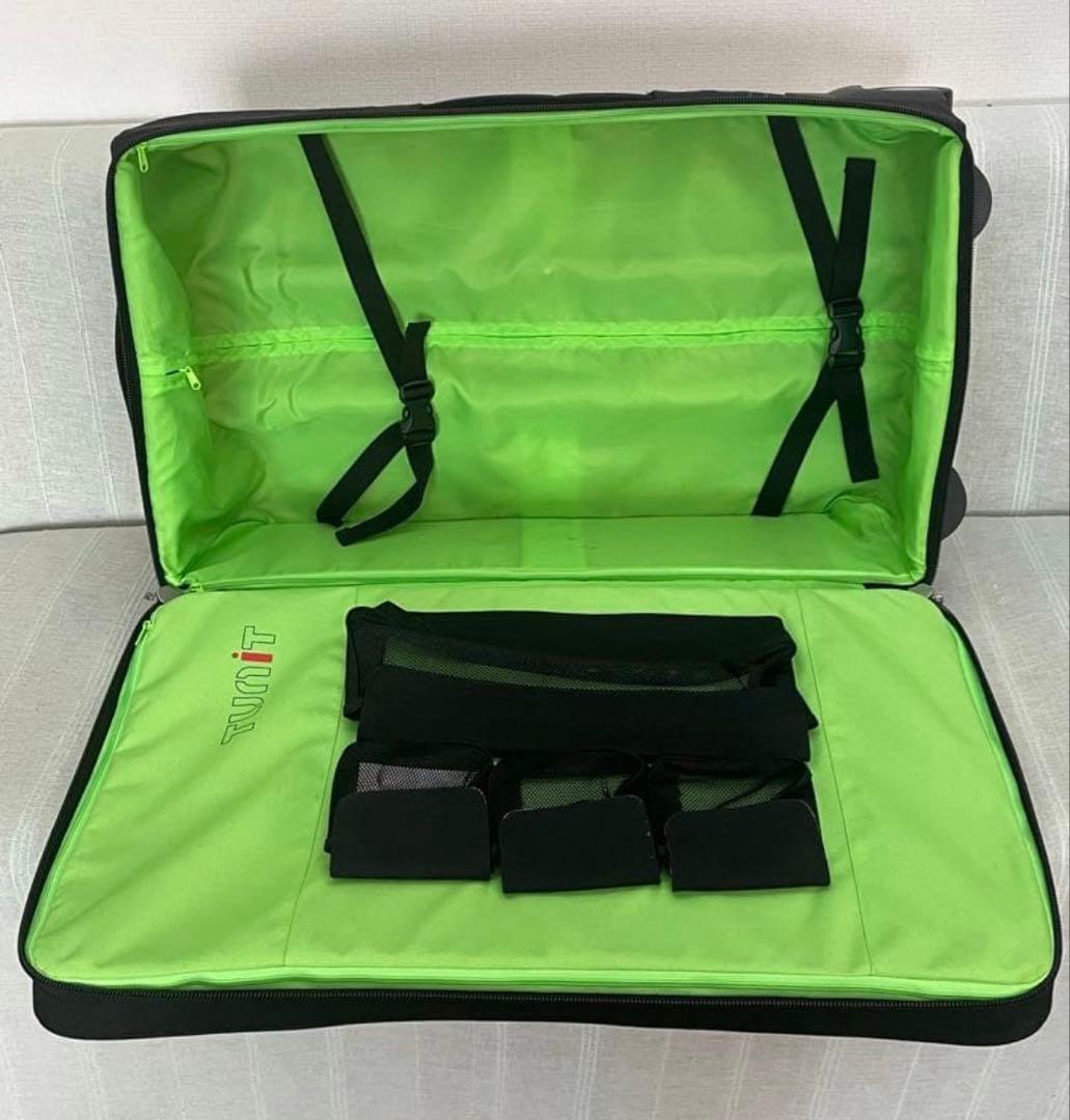 アディダス　F50 Tunit キャリーバッグ　ショルダーバッグ　非売品　未使用