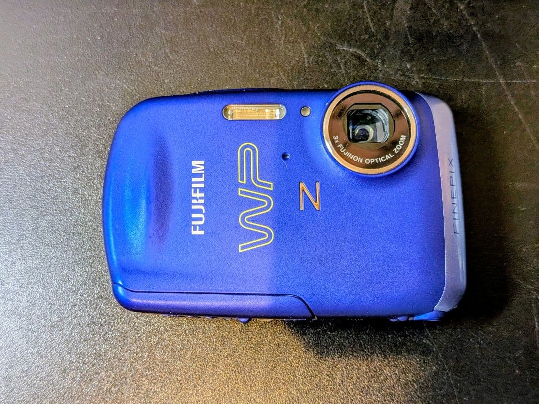 【momo】FUJIFILM FinePix Z33 WP デジタルカメラ