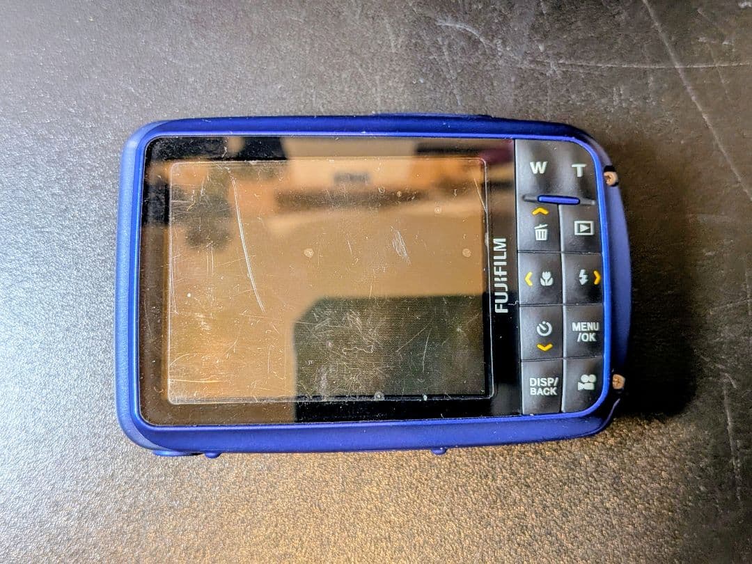 【momo】FUJIFILM FinePix Z33 WP デジタルカメラ