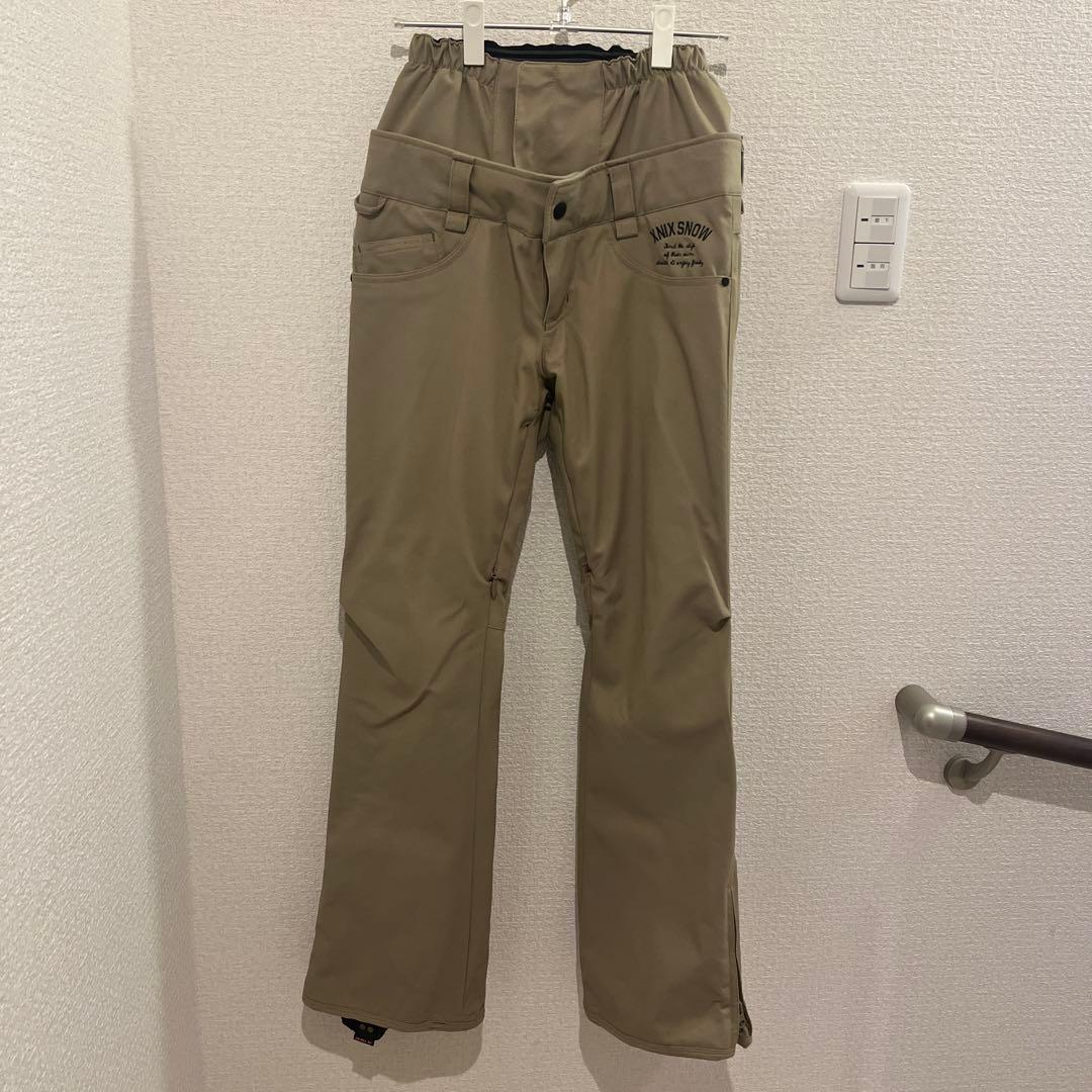 【美品】x-nixエクスニクス スノーボードウェア　上下セット　レディース