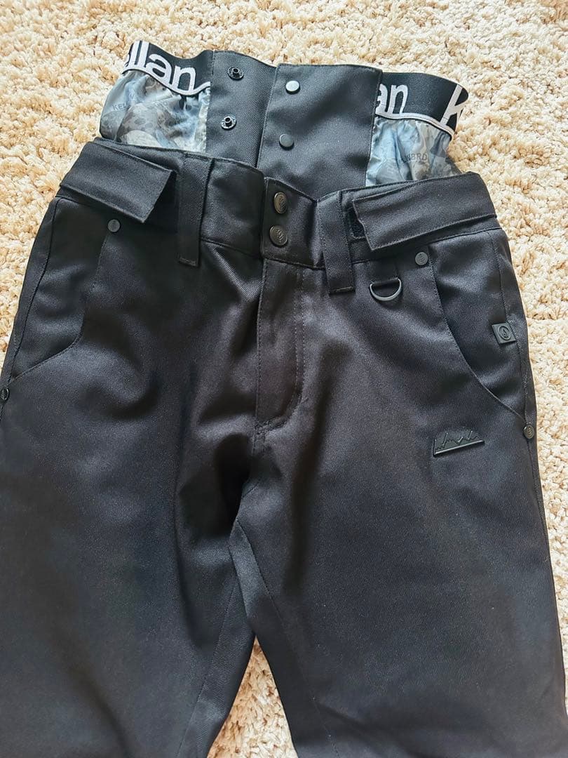 Kellan STELLA ブラック スノーボードパンツ Volcom系