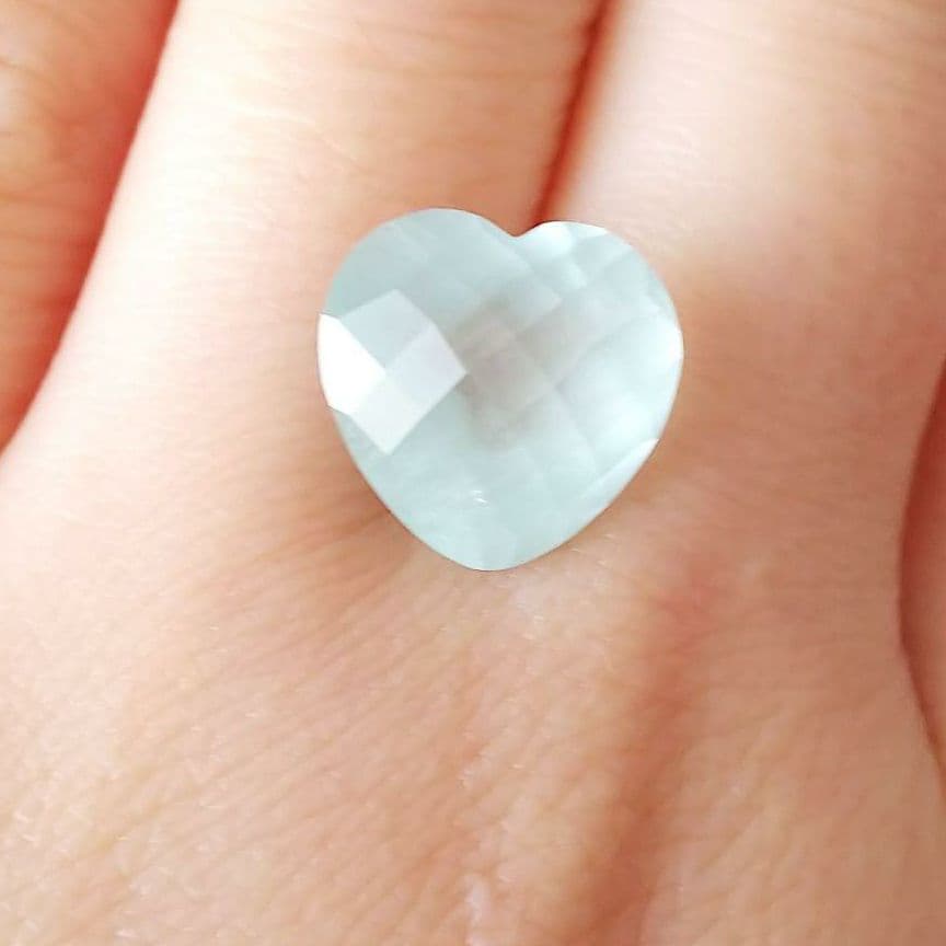 ミルキーアクアマリン ハートシェイプ♡ 5.76ct