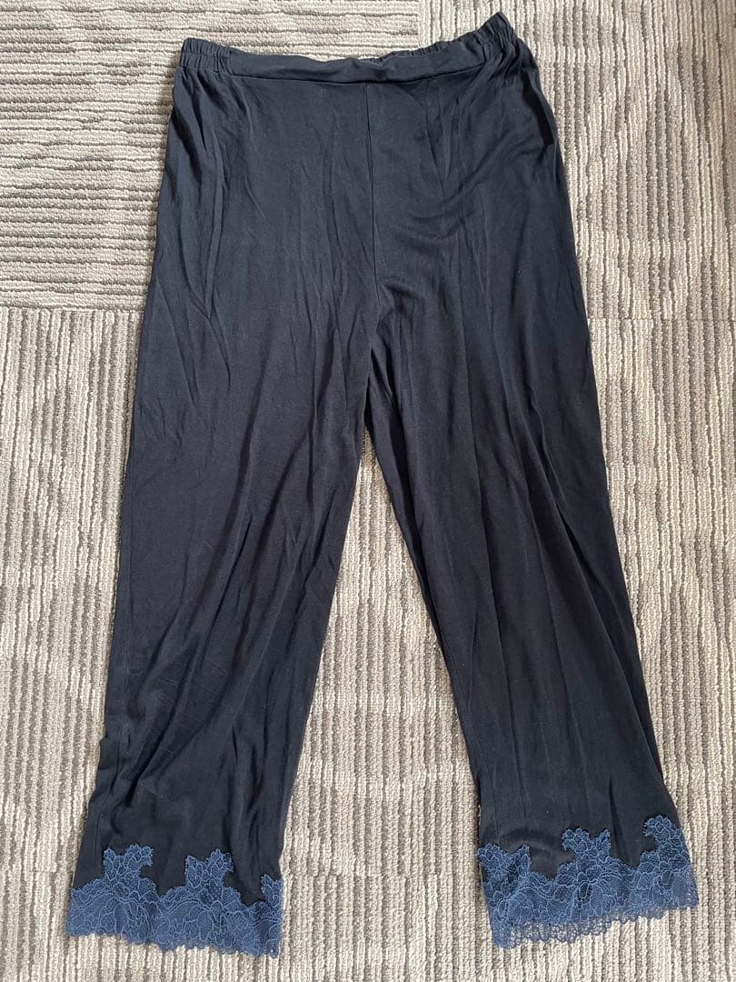 本日限定値下げ 試着のみ ブラデリスNYシルク100% セットアップ