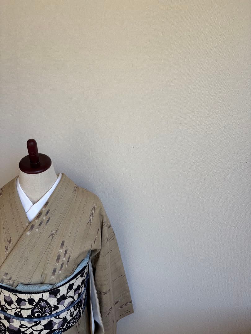 ❤️natural colorの正絹紬　新品畳紙付き　美品　トールサイズ