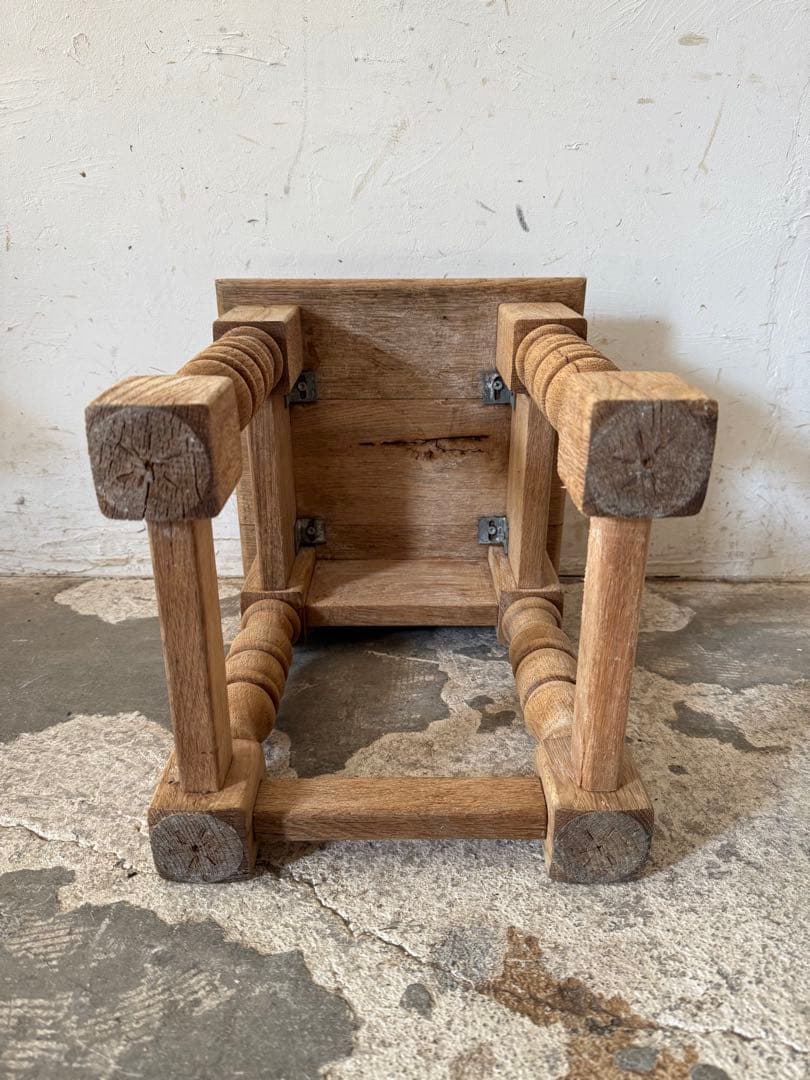 年末・年始SALE サイドテーブル ベッドサイドテーブル　小　剥離