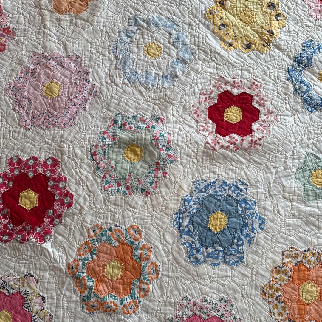 アンティークキルト　ヴィンテージ花柄キルトカバー 大判