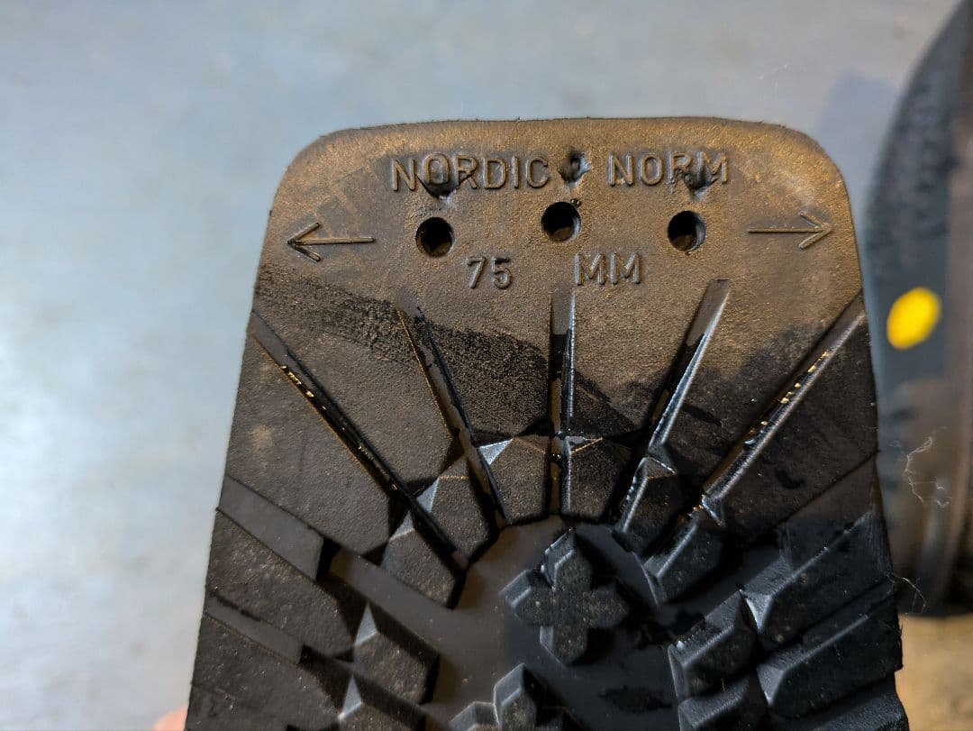 ASOLO　テレマークスキーモルゲダール革製 UK8 1/2 27.5cm