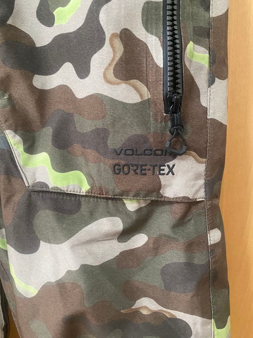 VOLCOM GORE-TEX 迷彩　ビブパン