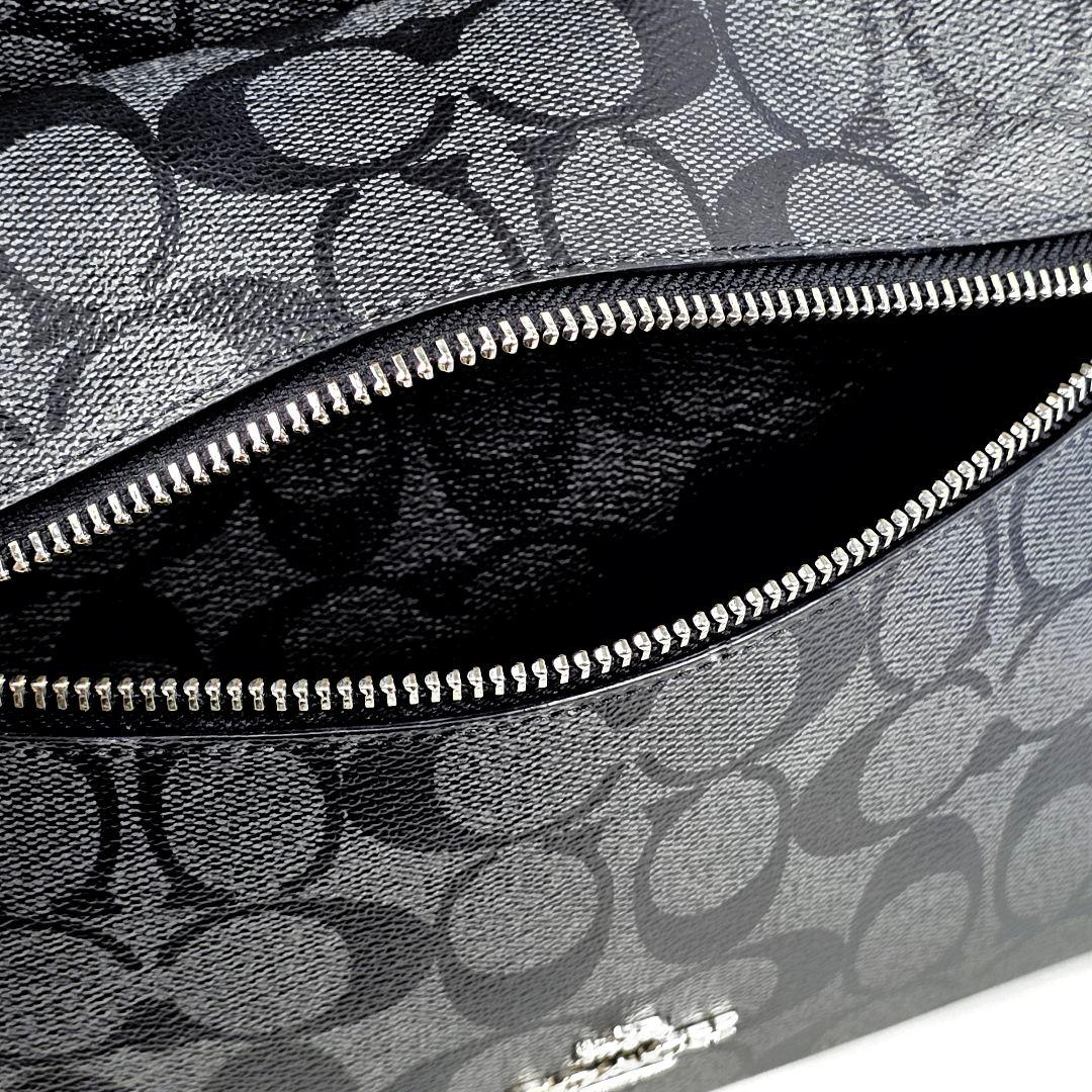 美品 コーチ シグネチャー PVC レザー バックパック リュックサック