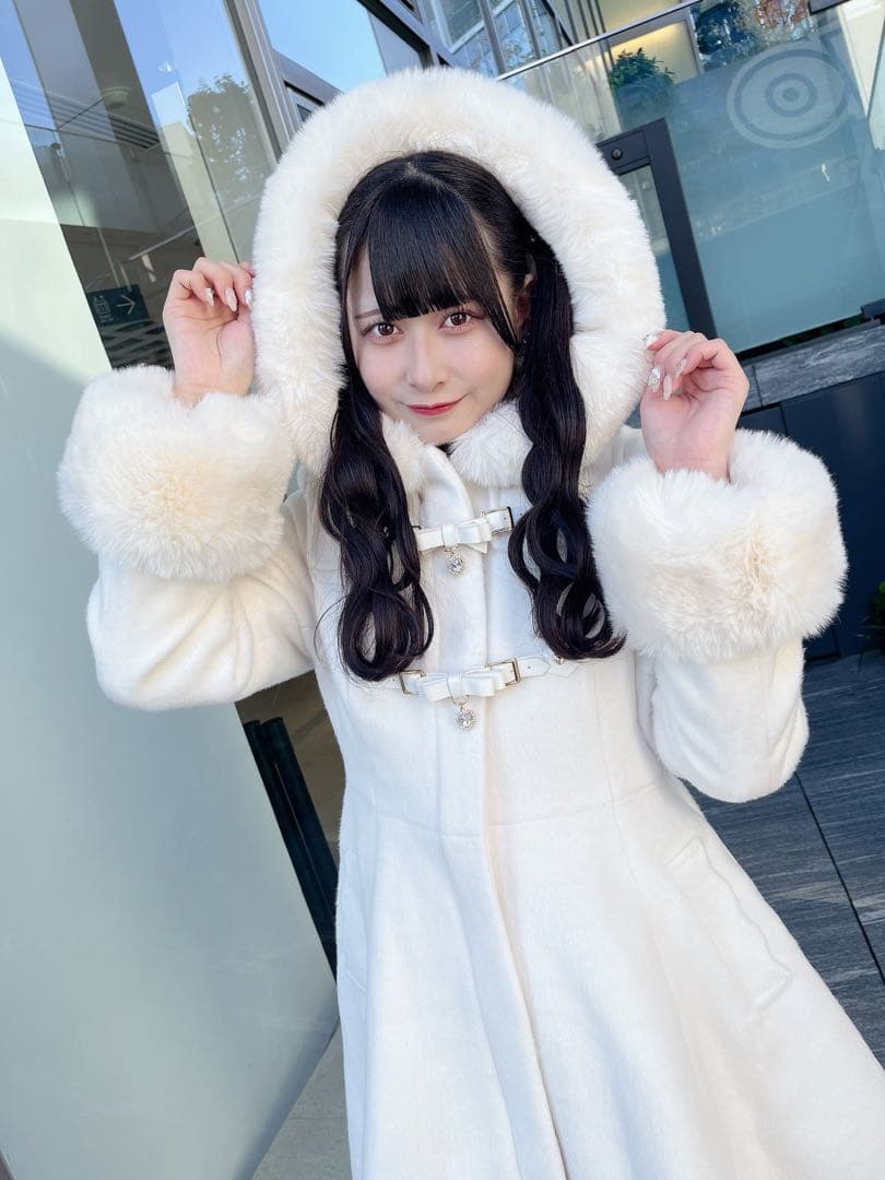 LIZLISA リボンベルトフードコート ホワイト