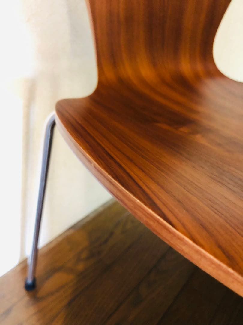 ② セブンチェア アルネ・ヤコブセン リプロダクト