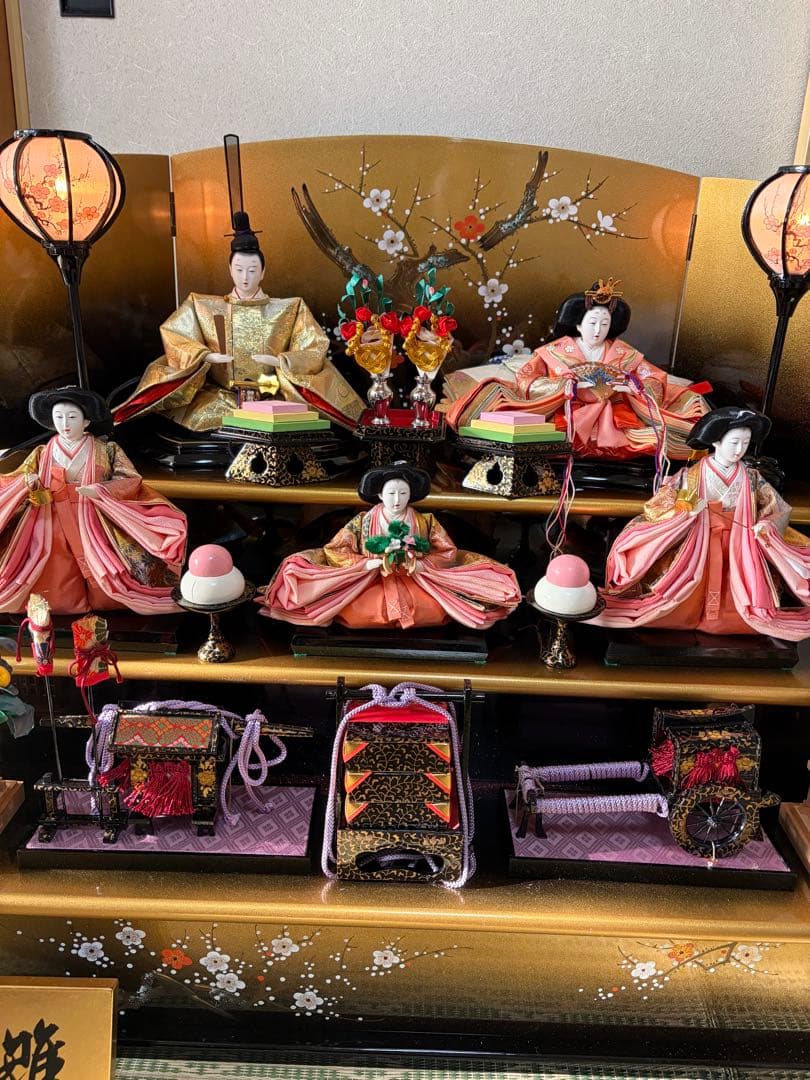 雛人形 三段飾り ピンク 金色　久月